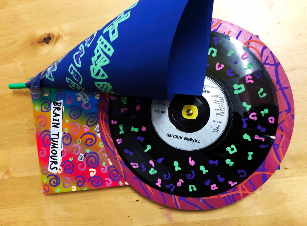 card paper pen gramophone